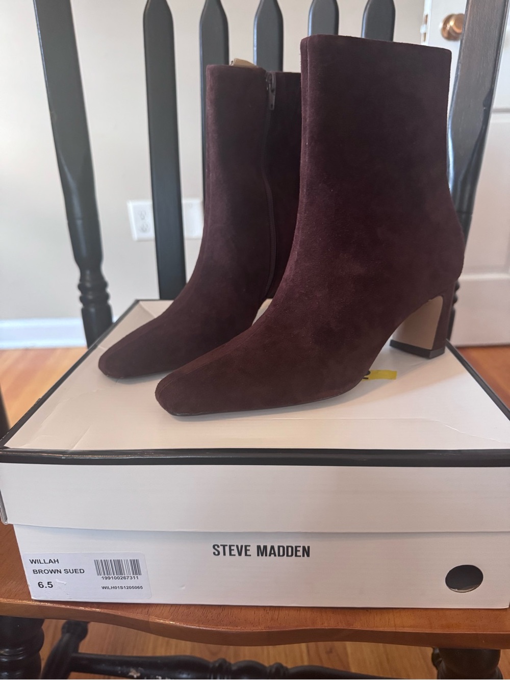 Steve Madden Willah Brown Suede Ankle Boots - Women's NIB size 6.5